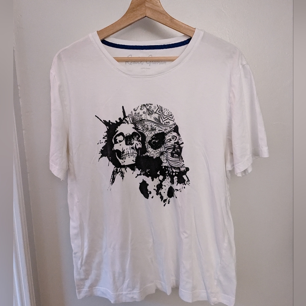 Robert Graham Skull tee